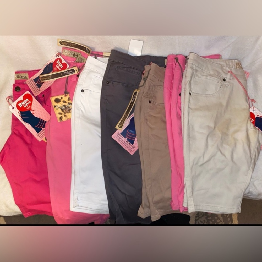 Hybrid & Company Capri & Shorts Lot